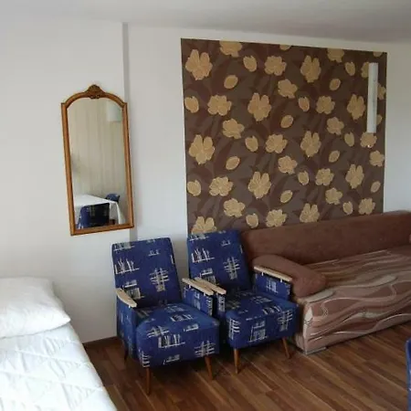 Malgorzata Проживання в сім'ї *