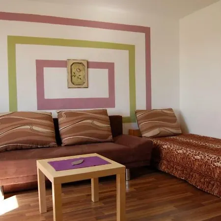 Malgorzata Проживання в сім'ї *